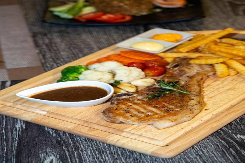 Sirin Exclusive Hotel and Residence - food and drink