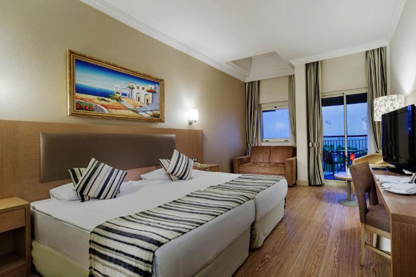 Crystal Tat Beach Golf Resort & Spa Antalya - Standard Double Room with Side Sea View