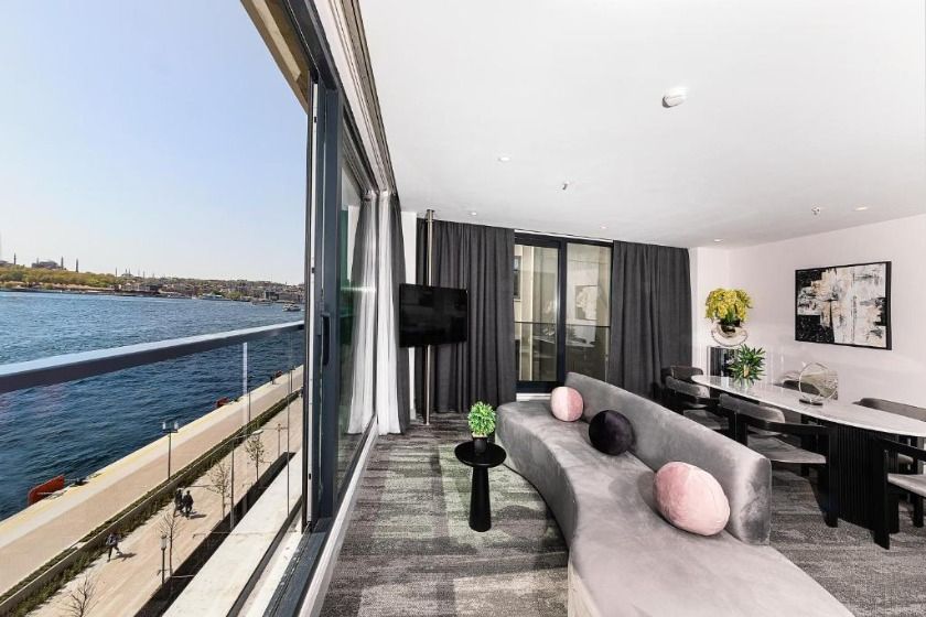 Pera Bosphorus Hotel istanbul - room