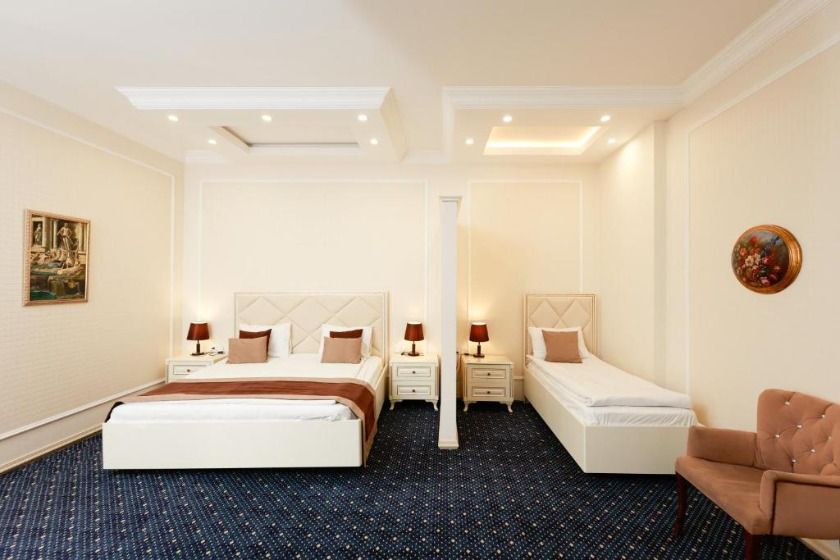 East Legend Hotel baku - Family Room