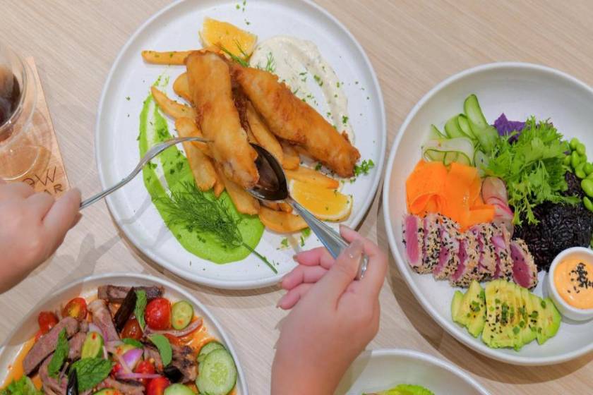 Holiday Inn Pattaya by IHG - food and drink