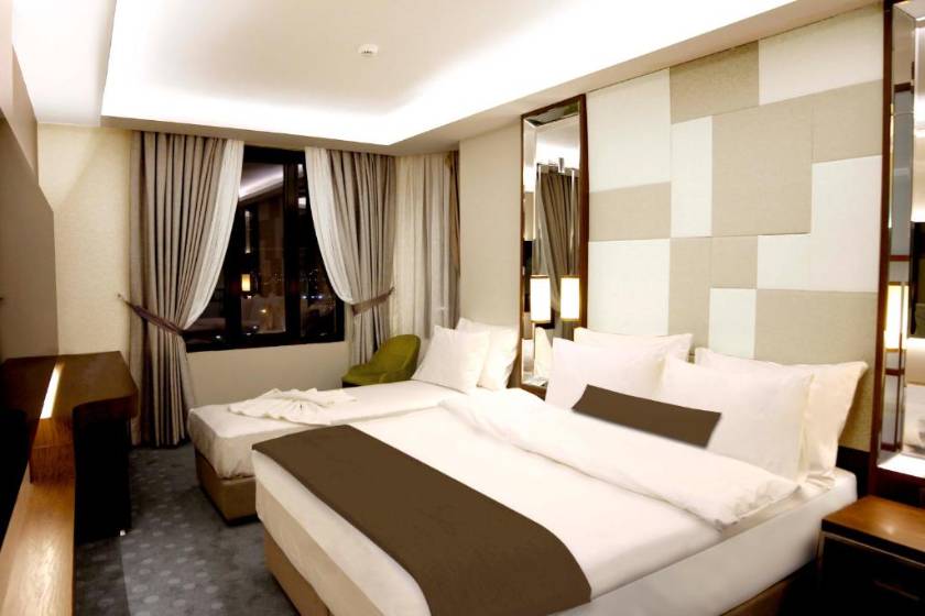 The Biancho Hotel Pera - Deluxe Triple Room with Sea View