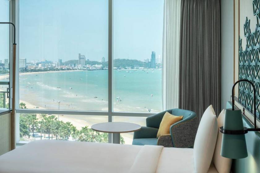 Holiday Inn Pattaya by IHG - Two-Bedroom Suite with Sea View - Bay Tower