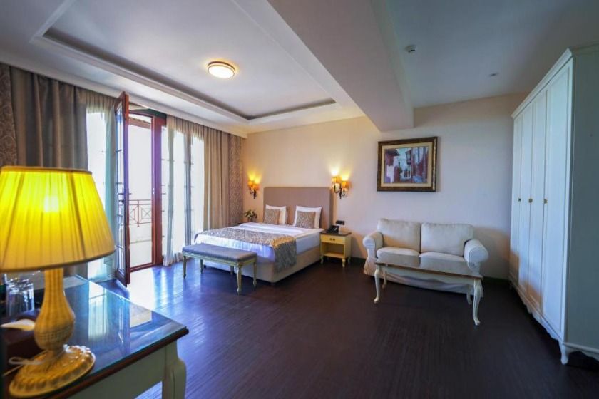 Sapphire Marine baku - Family Room