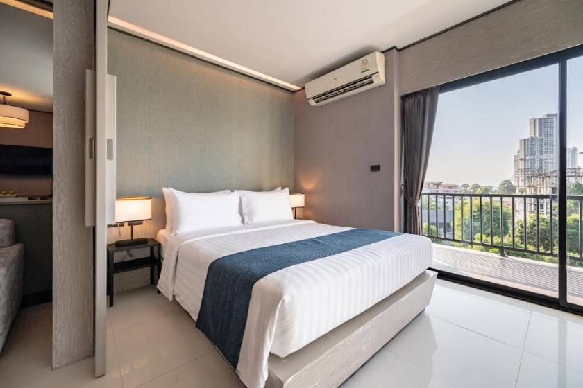 Manhattan Pattaya Hotel - SHA Extra Plus - Deluxe Two-Bedroom Suite