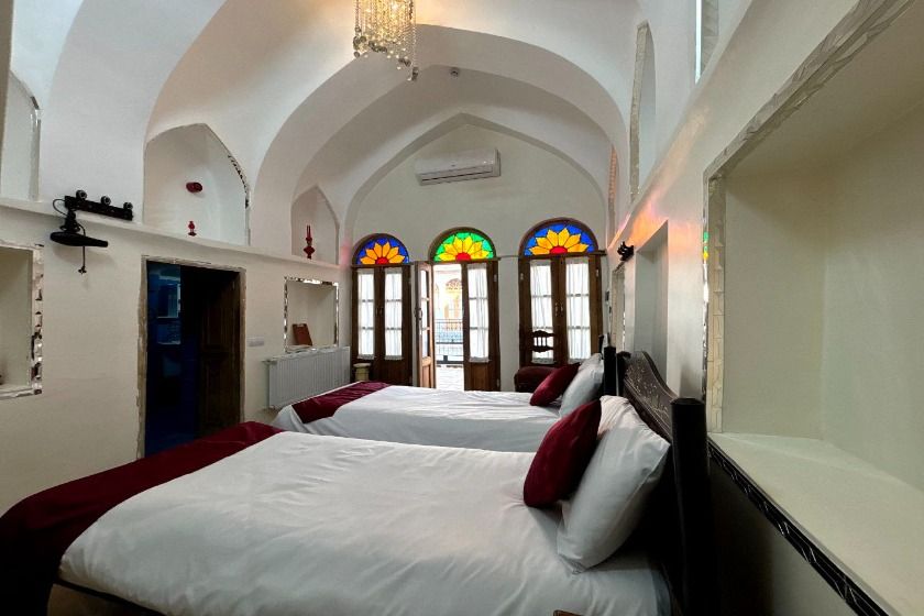 بوتیک هتل شاهان اصفهان - اتاق چهار تخته وزیر نشین VIP