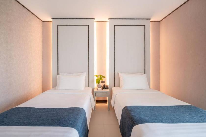 Manhattan Pattaya Hotel - SHA Extra Plus - Superior Twin Room