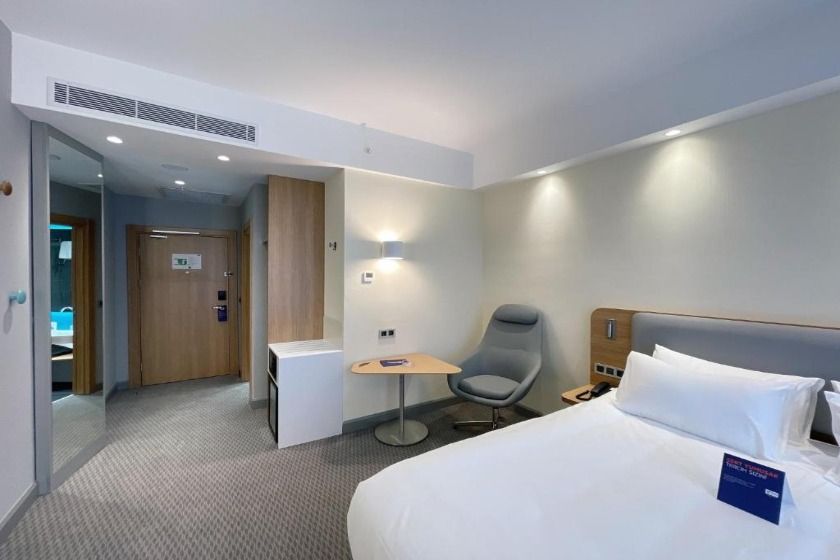 Holiday Inn Express - Ankara - Standard Queen Room - Smoking