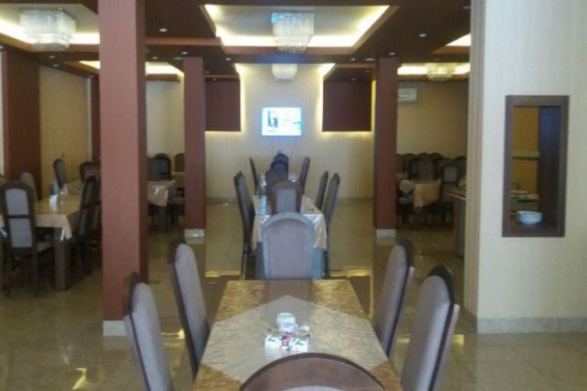 هتل هزار کرمان - رستوران