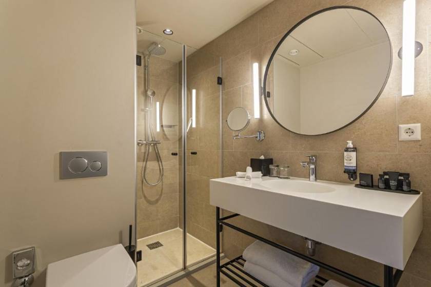 Pestana Amsterdam Riverside - Loft (2 Adults + 2 Children)