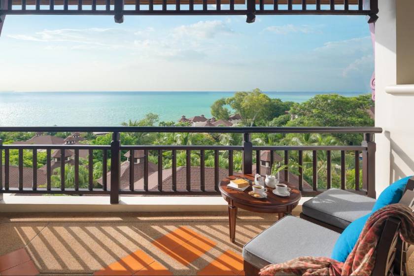 InterContinental Pattaya Resort by IHG - Queen Junior Suite with Ocean View - Club Lounge Access