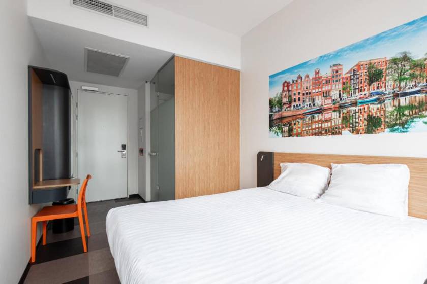easyHotel Amsterdam Arena Boulevard - Superior Double Room