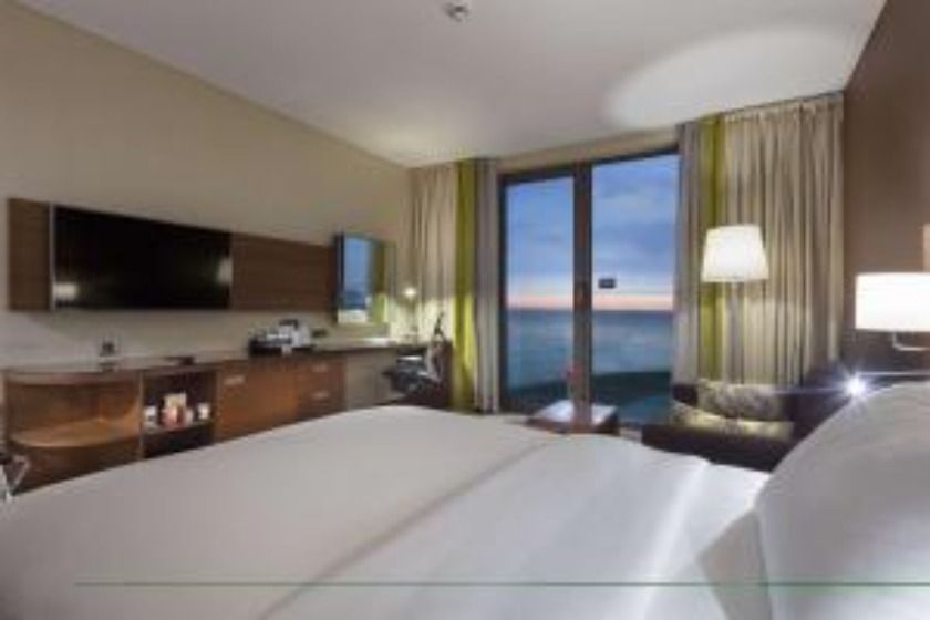 DoubleTree By Hilton Trabzon - Deluxe King Room with View