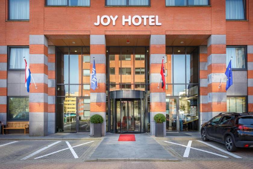 Joy Hotel - facade
