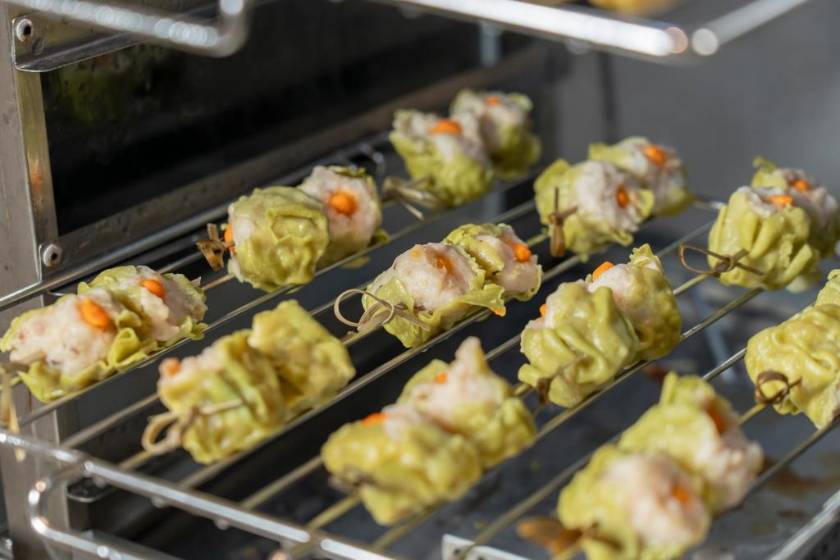 Arden Hotel & Residence Pattaya - food and drink