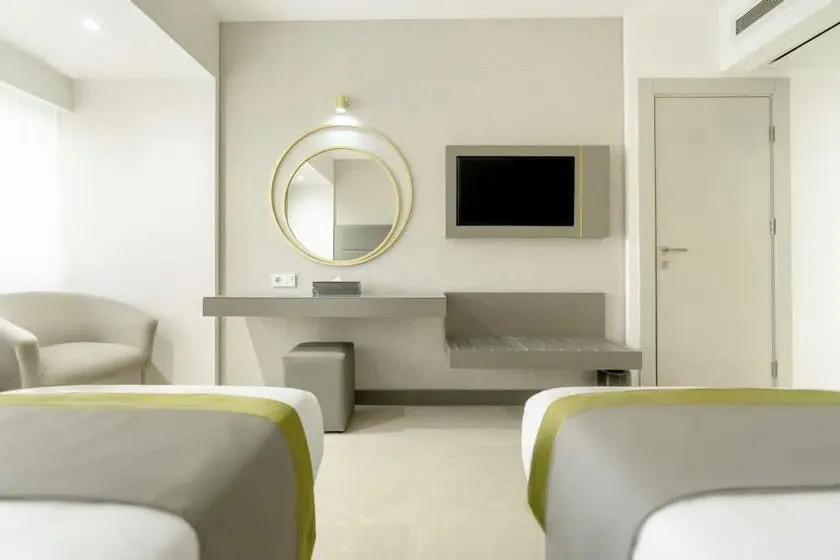 هتل تهران مشهد - اتاق تویین