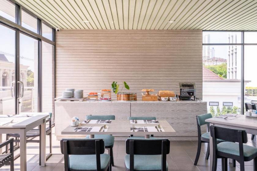 Manhattan Pattaya Hotel - SHA Extra Plus - restaurant