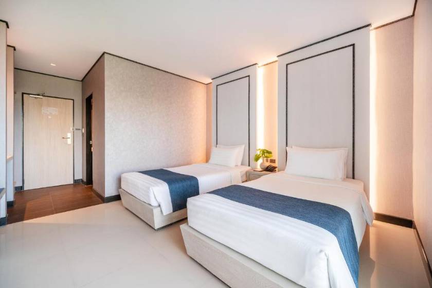 Manhattan Pattaya Hotel - SHA Extra Plus - Deluxe Double or Twin Room