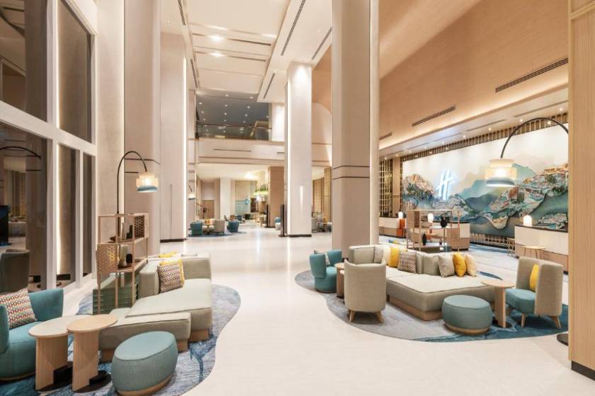 Holiday Inn Pattaya by IHG -  lobby