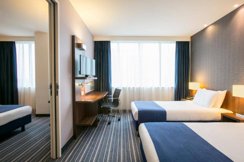 Holiday Inn Express Amsterdam Arena Towers by IHG - Standard Twin Room - Free Breakfast