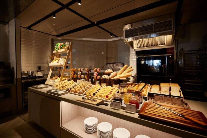 Grande Centre Point Pattay - breakfast