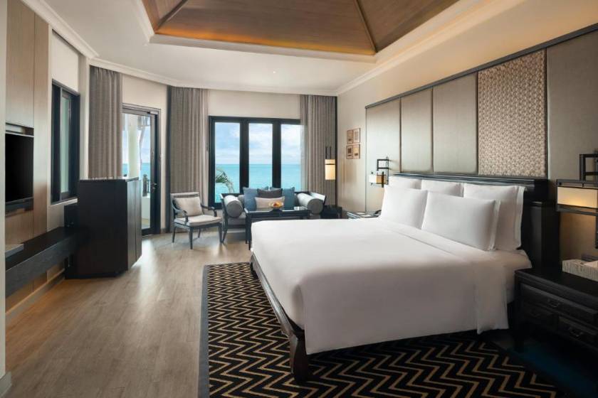 InterContinental Pattaya Resort by IHG - Junior King Suite with Ocean View - Club Lounge Access
