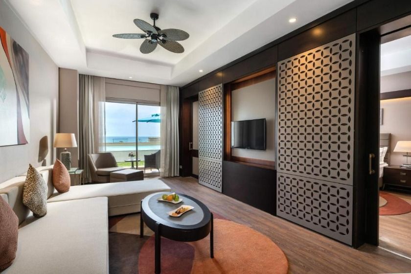 Kaya Palazzo Golf Resort  Antalya - Suite with pool access