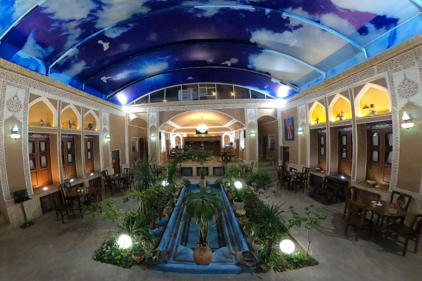 هتل سنتی رویای قدیم یزد - محوطه