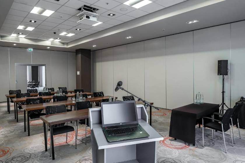 Holiday Inn Express Amsterdam Arena Towers by IHG - conference room