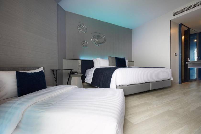 Grande Centre Point Pattay - Superior Double or Twin Room with Sofa Bed