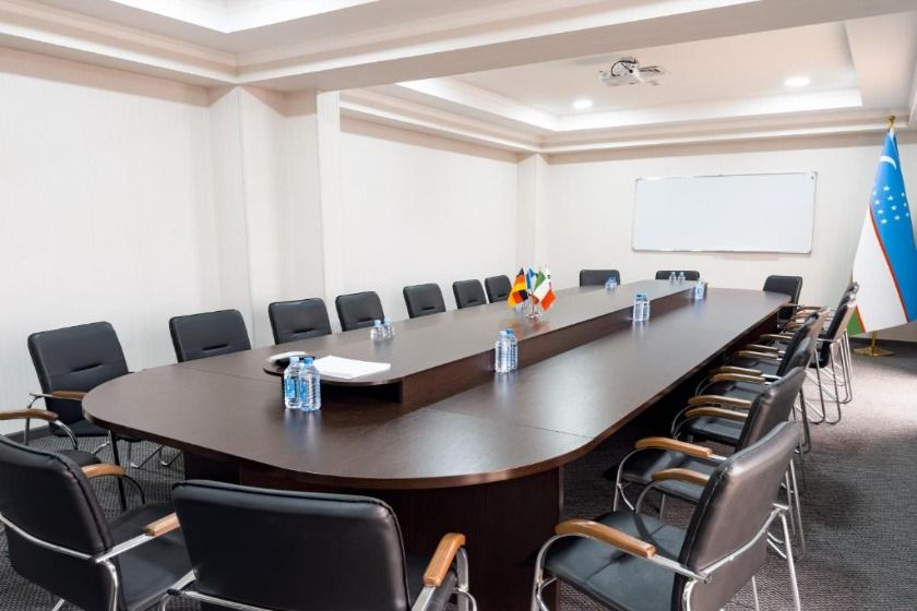 Reikartz Amirun Tashkent - meeting room