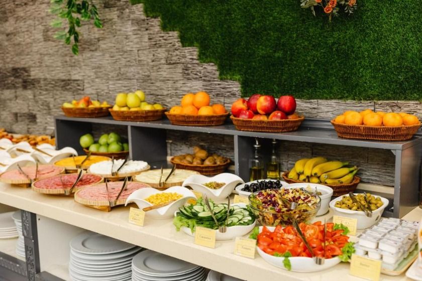 Grand Hotel Baku Central Park baku - breakfast