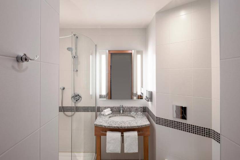 Hampton By Hilton Amsterdam Arena Boulevard - Queen Room - Mobility Access