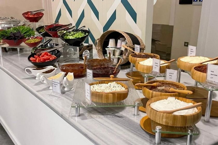 ALBA HOTEL & SPA baku - breakfast