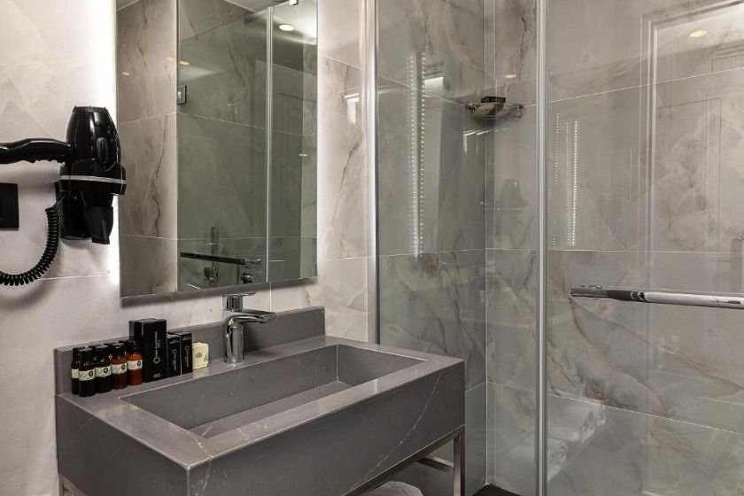 Pera Bosphorus Hotel istanbul - room