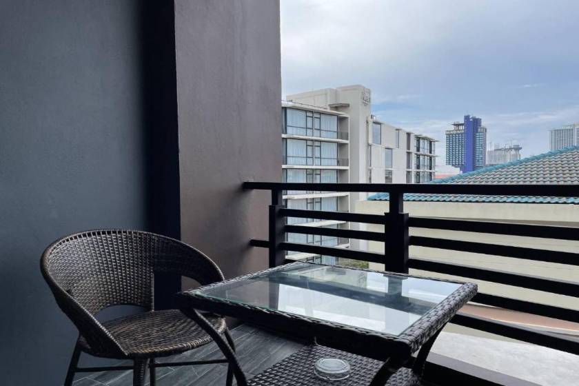 KTK Pattaya Hotel & Residence - Superior Suite