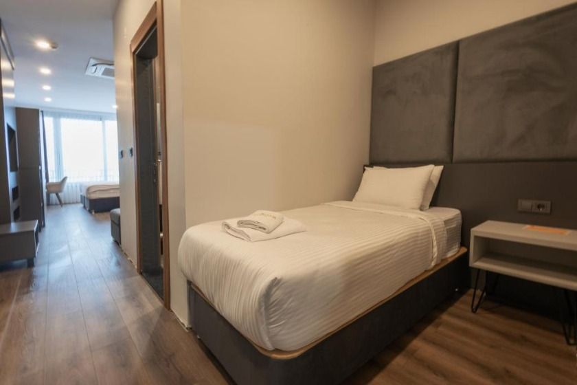 Santana Otel Trabzon - Triple Room with Sea View