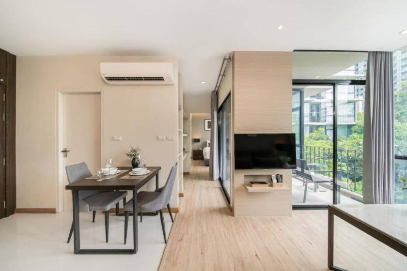 Altera Hotel and Residence - Grand Suite with Double Bed