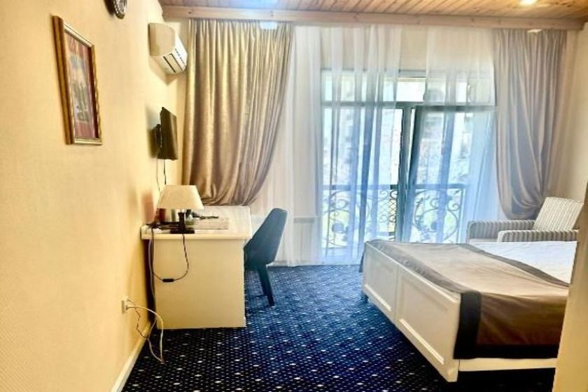 East Legend Hotel baku - room