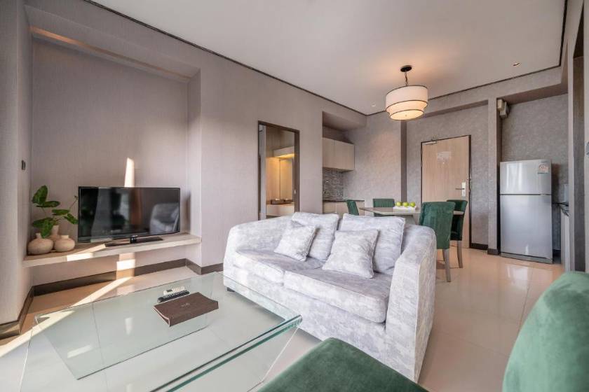 Manhattan Pattaya Hotel - SHA Extra Plus - Penthouse Two-bedroom Suite