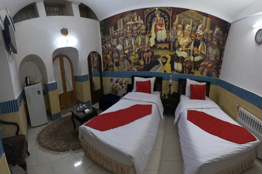 هتل سنتی رویای قدیم یزد - اتاق دو تخته تویین پایین