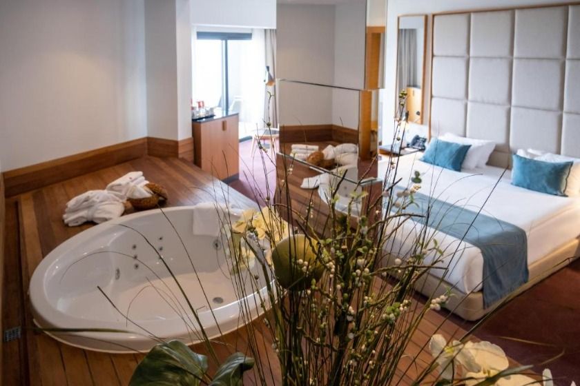 Ramada Plaza Hotel & Spa Trabzon - Honeymoon Corner Suite with Sea View