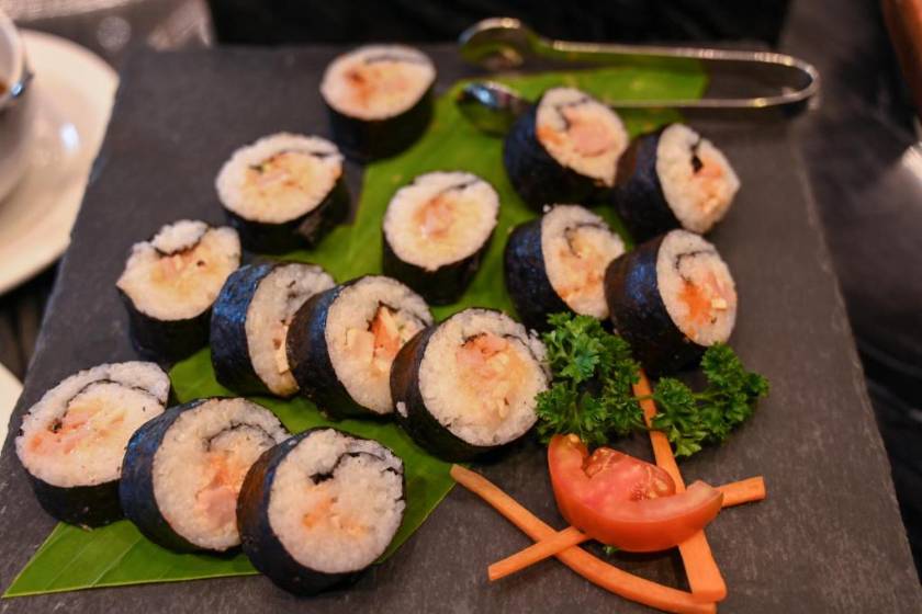 Amethyst Hotel Pattaya - food and drink