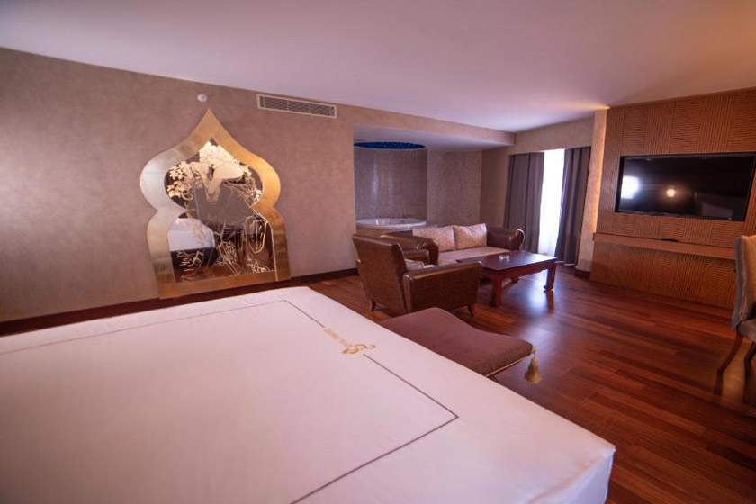 Royal Dragon Hotel Antalya - King Suite