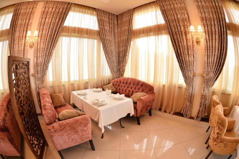 East Legend Hotel baku - restaurant