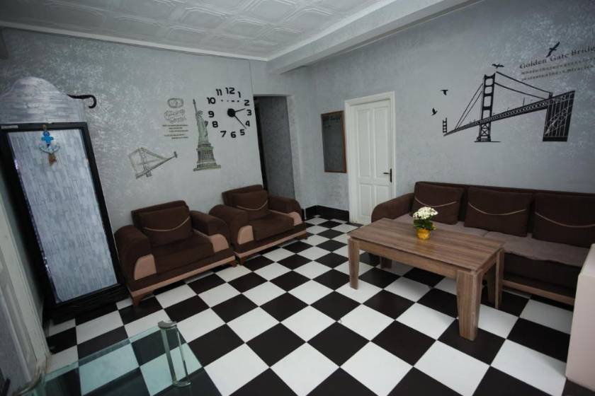 Hostel California - lobby