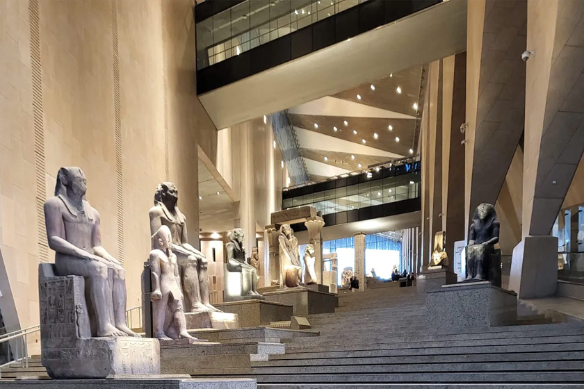 سازمان‌دهی فضا و مسیر حرکتی بازدیدکنندگان