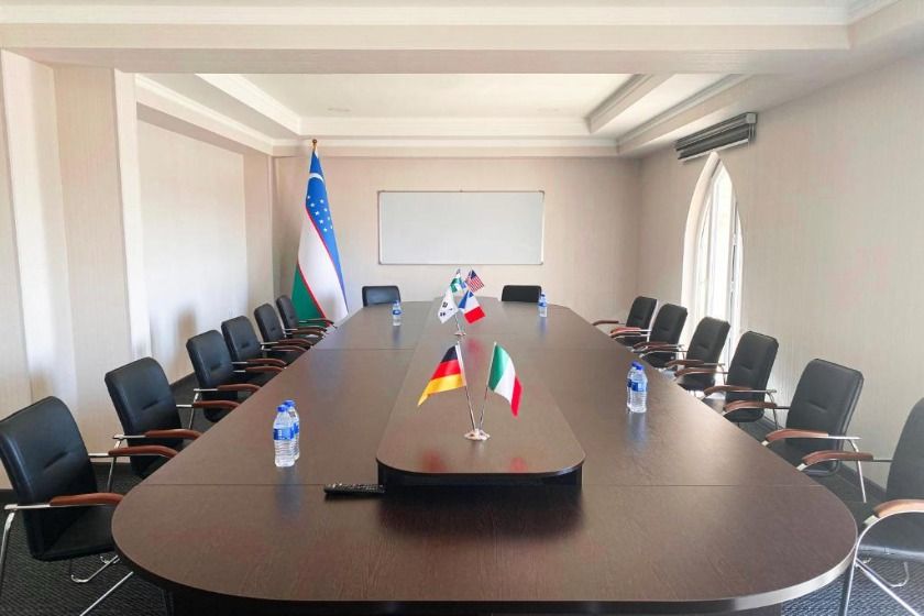 Reikartz Amirun Tashkent - meeting room