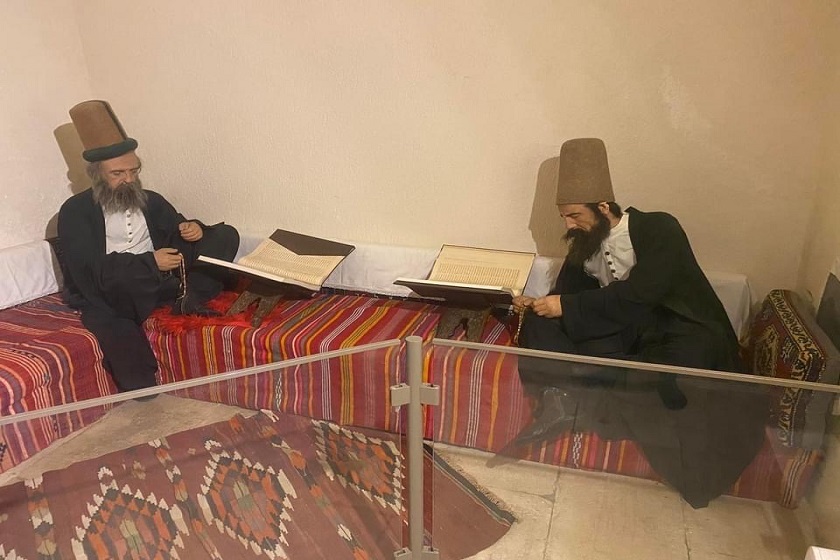 - موزه خانه مولوی 