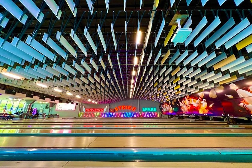 بولینگ برج میلاد